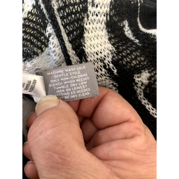 Chico's Traveler's Open Cardigan Abstract Print 100% Linen Knit Sz 1/M Packable - Picture 8 of 8